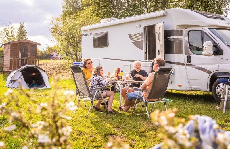 Comfort pitch with water tap and Ranger cabin